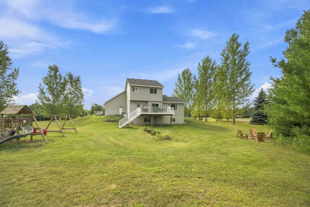 4463 194th Avenue NE East Bethel, MN 55092