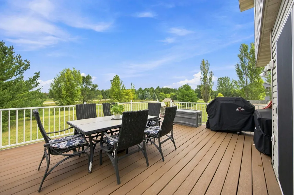 4463 194th Avenue NE East Bethel, MN 55092