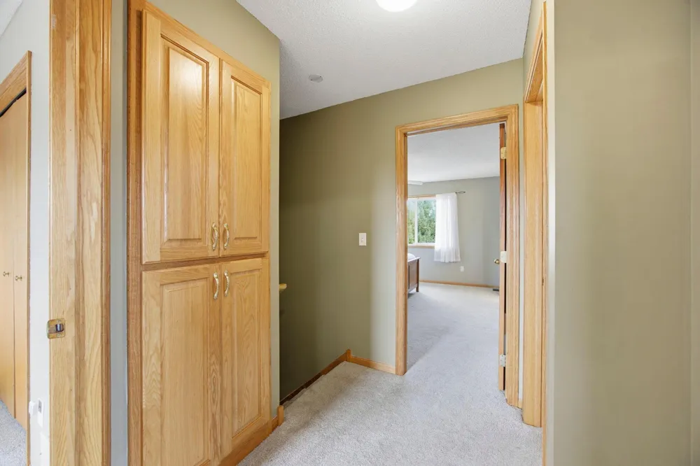 4463 194th Avenue NE East Bethel, MN 55092