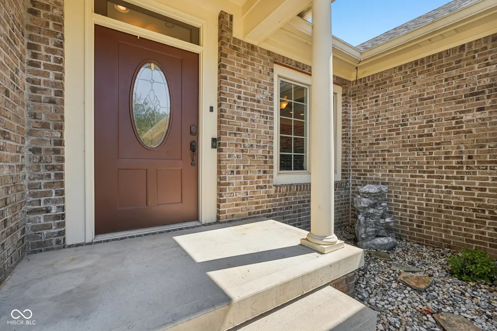 2819 Bloomsbury S Greenwood, IN 46143