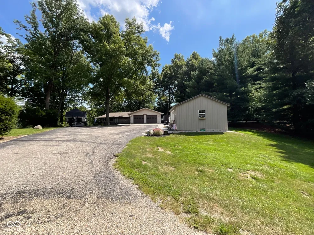1065 S Turnbow Drive Rockville, IN 47872