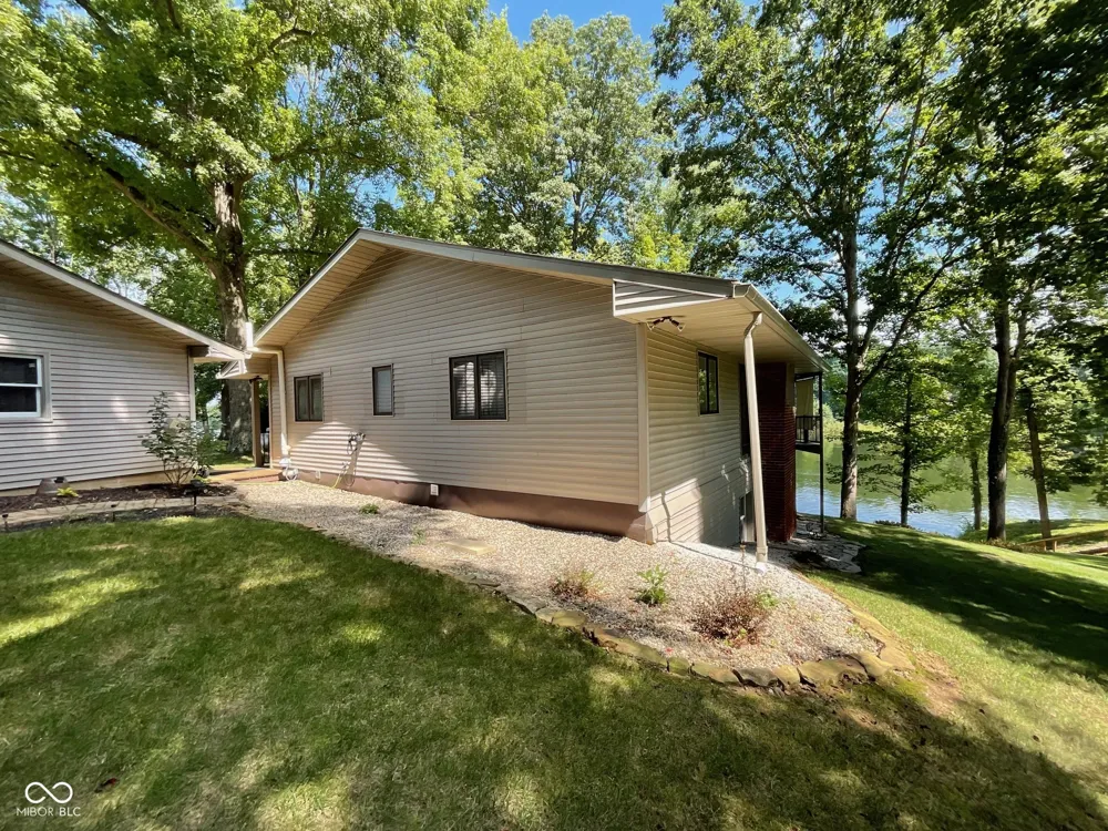 1065 S Turnbow Drive Rockville, IN 47872