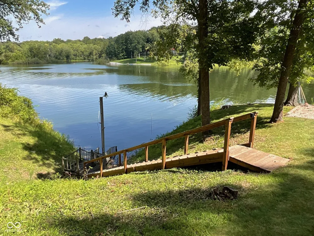 1065 S Turnbow Drive Rockville, IN 47872