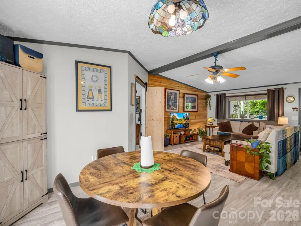 14 Old Possum Holler Road Hendersonville, NC 28739