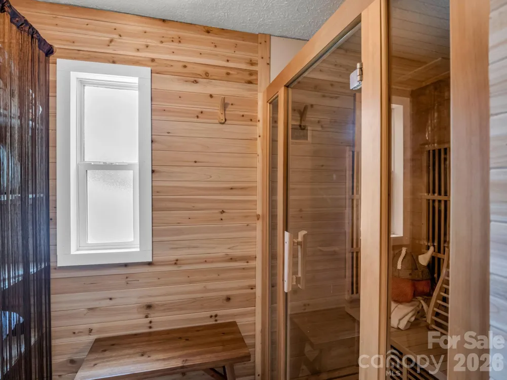 14 Old Possum Holler Road Hendersonville, NC 28739