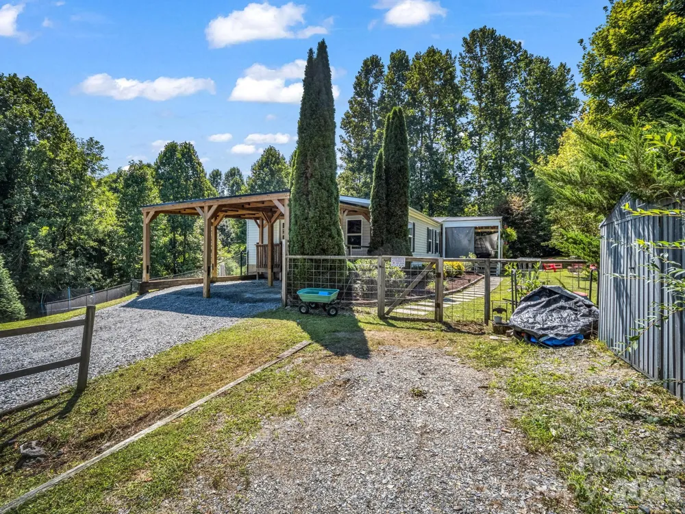 14 Old Possum Holler Road Hendersonville, NC 28739