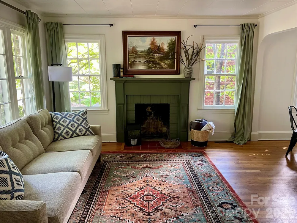 652 Davie Avenue Statesville, NC 28677