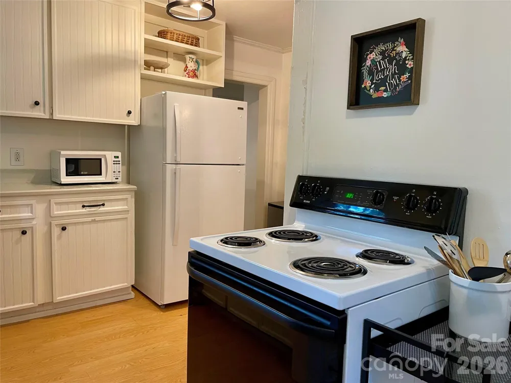 652 Davie Avenue Statesville, NC 28677