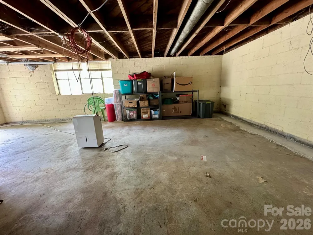 652 Davie Avenue Statesville, NC 28677