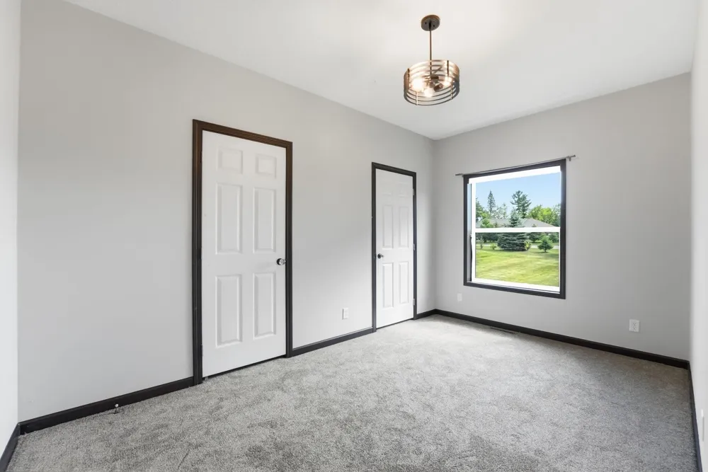 31240 Naples Court NE Cambridge, MN 55008