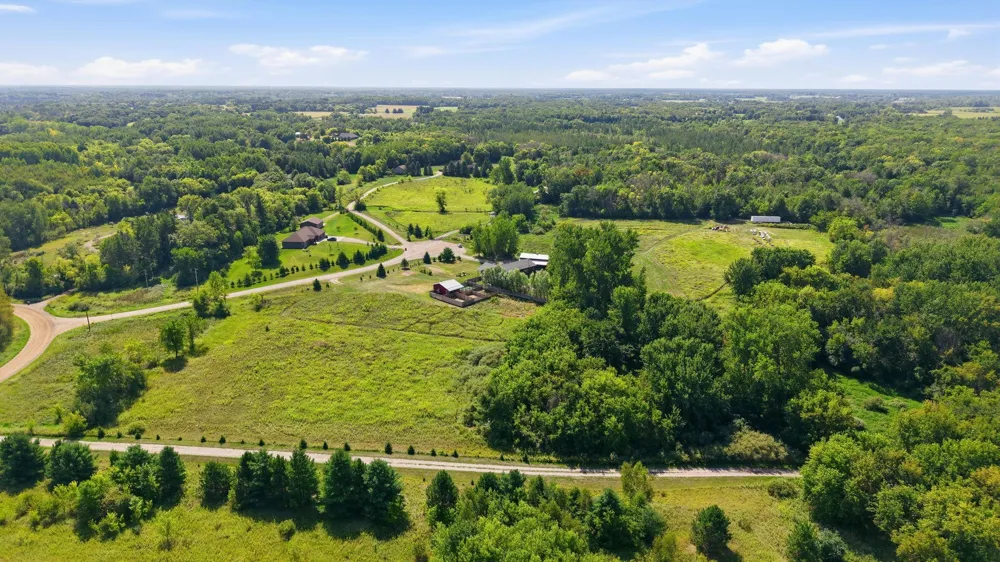 31240 Naples Court NE Cambridge, MN 55008