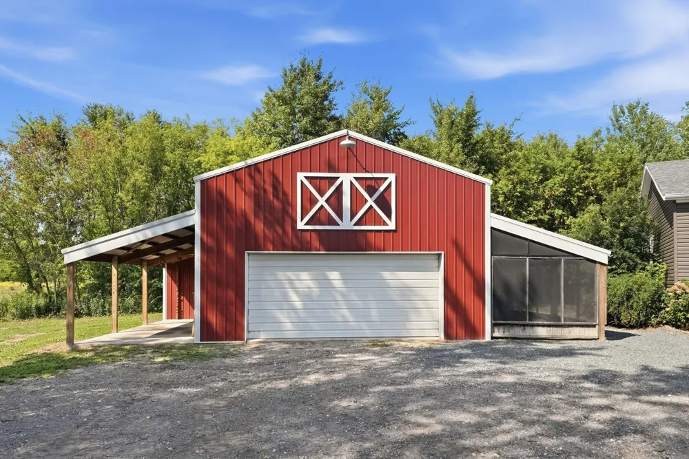 31240 Naples Court NE Cambridge, MN 55008