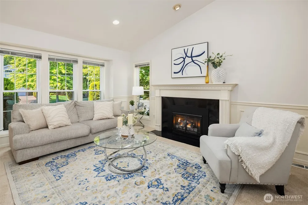 4718 191st Place NE Sammamish, WA 98074