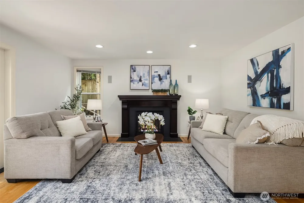 4718 191st Place NE Sammamish, WA 98074