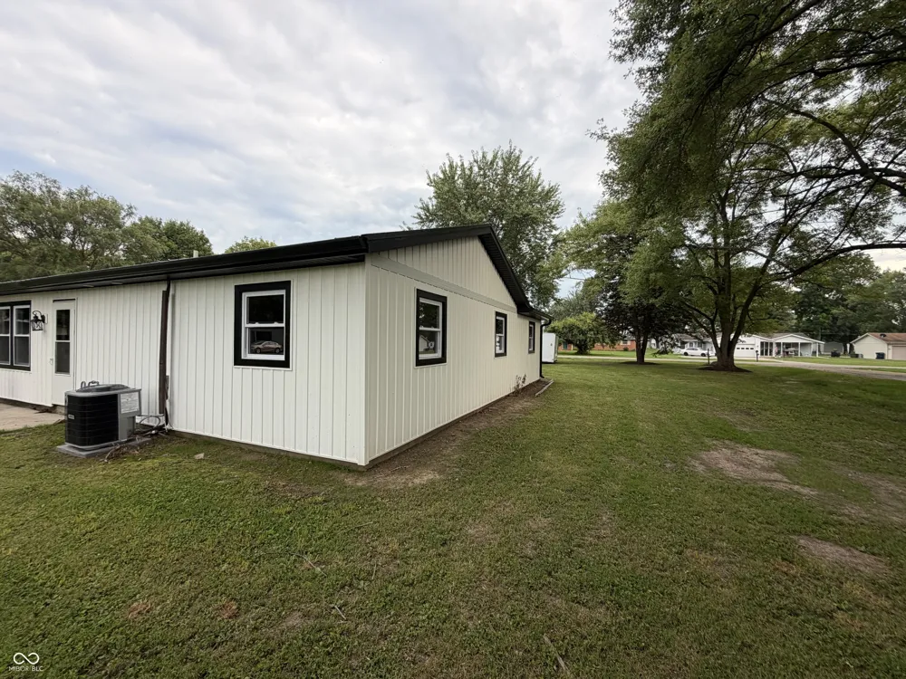 814 Earl Avenue Middletown, IN 47356