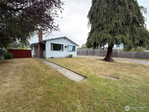 814 W 11th Street