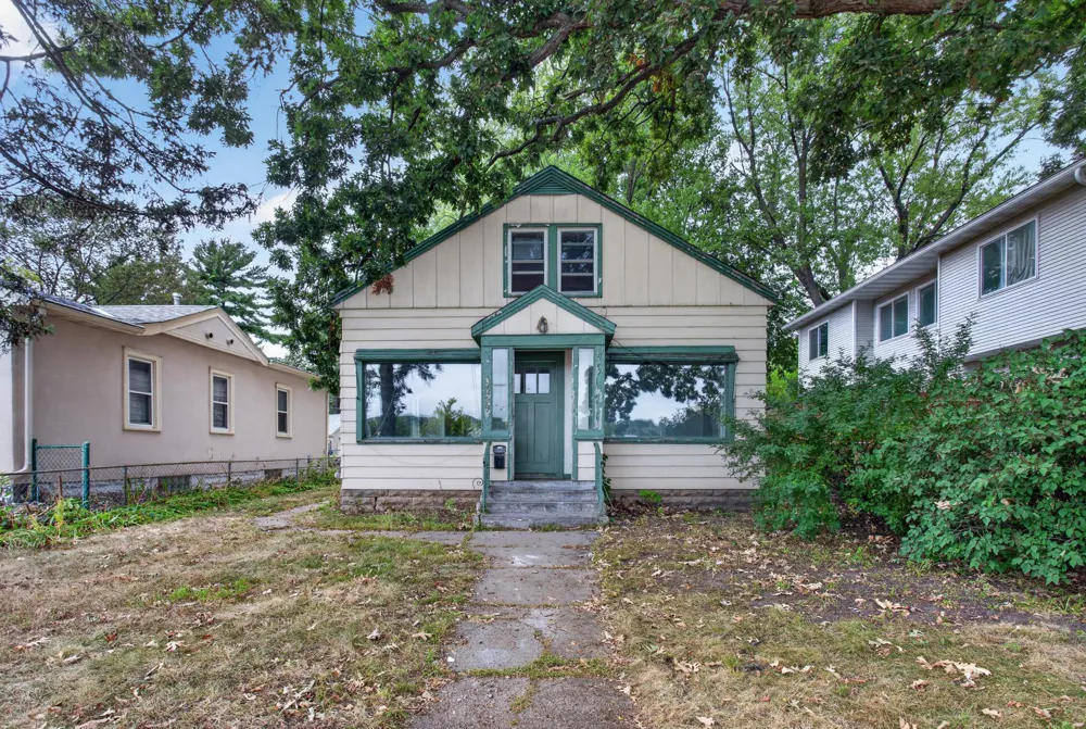3525 France Avenue Robbinsdale, MN 55422