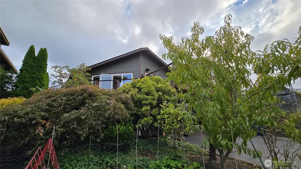 609 13th Avenue W Kirkland, WA 98033