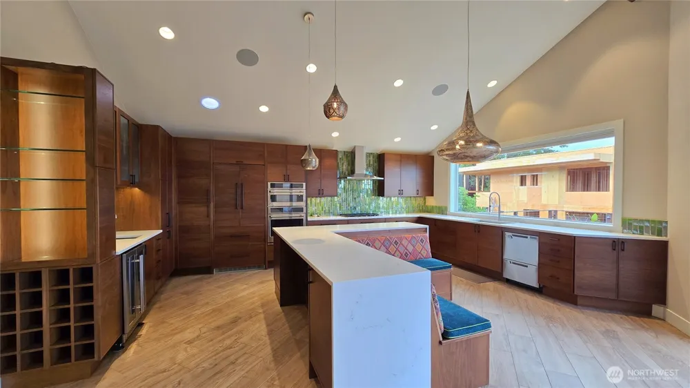 609 13th Avenue W Kirkland, WA 98033