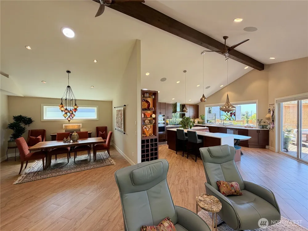 609 13th Avenue W Kirkland, WA 98033
