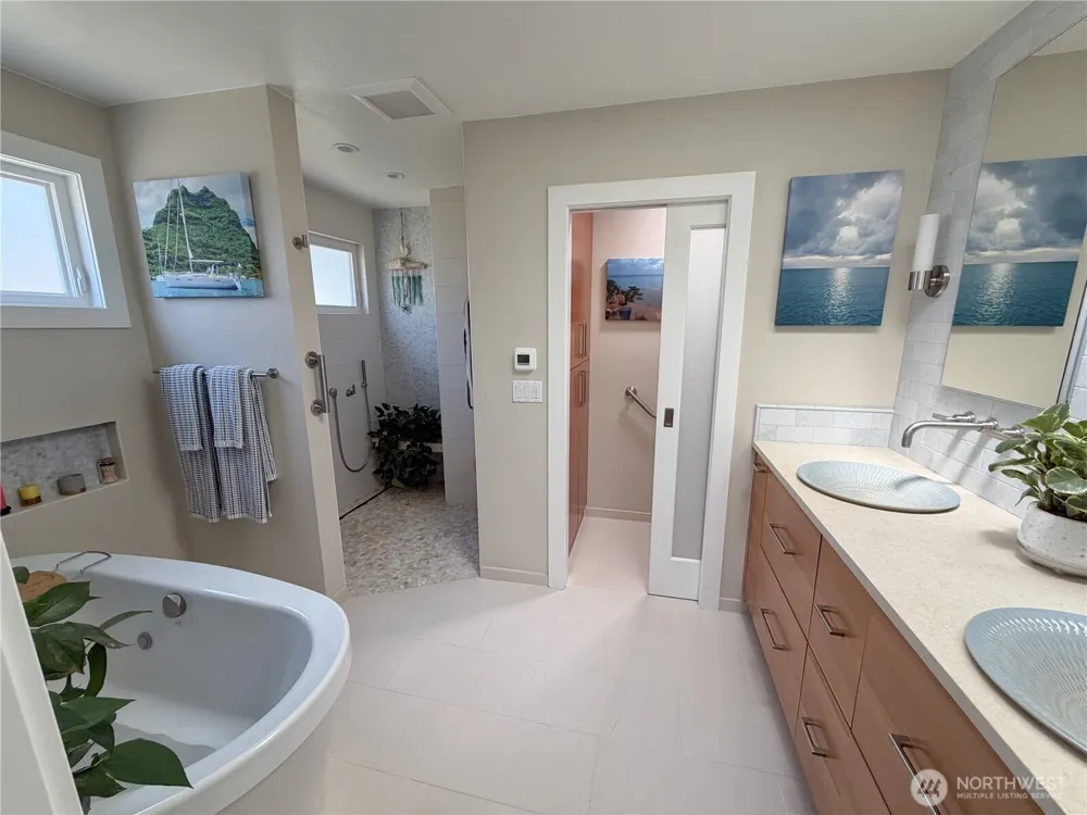 609 13th Avenue W Kirkland, WA 98033