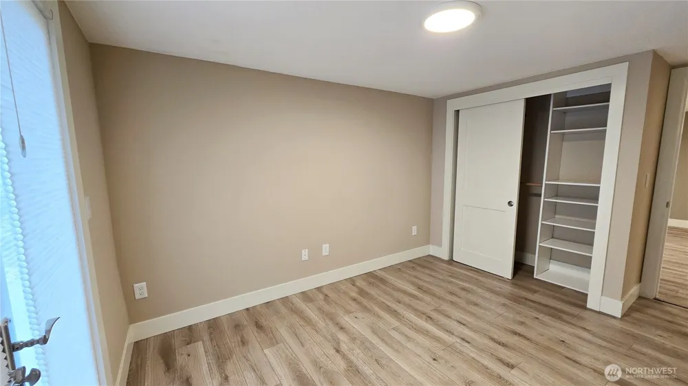 609 13th Avenue W Kirkland, WA 98033