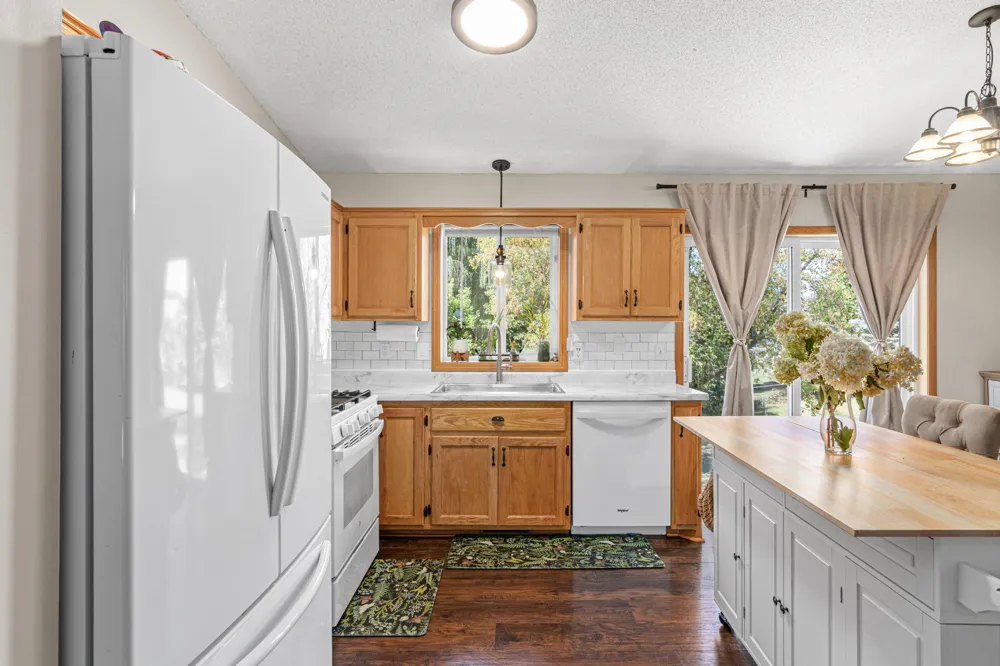 4762 Blanding Court Big Lake, MN 55309