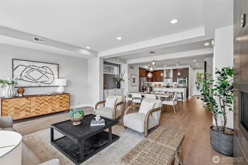 8710 112th Avenue NE Kirkland, WA 98033