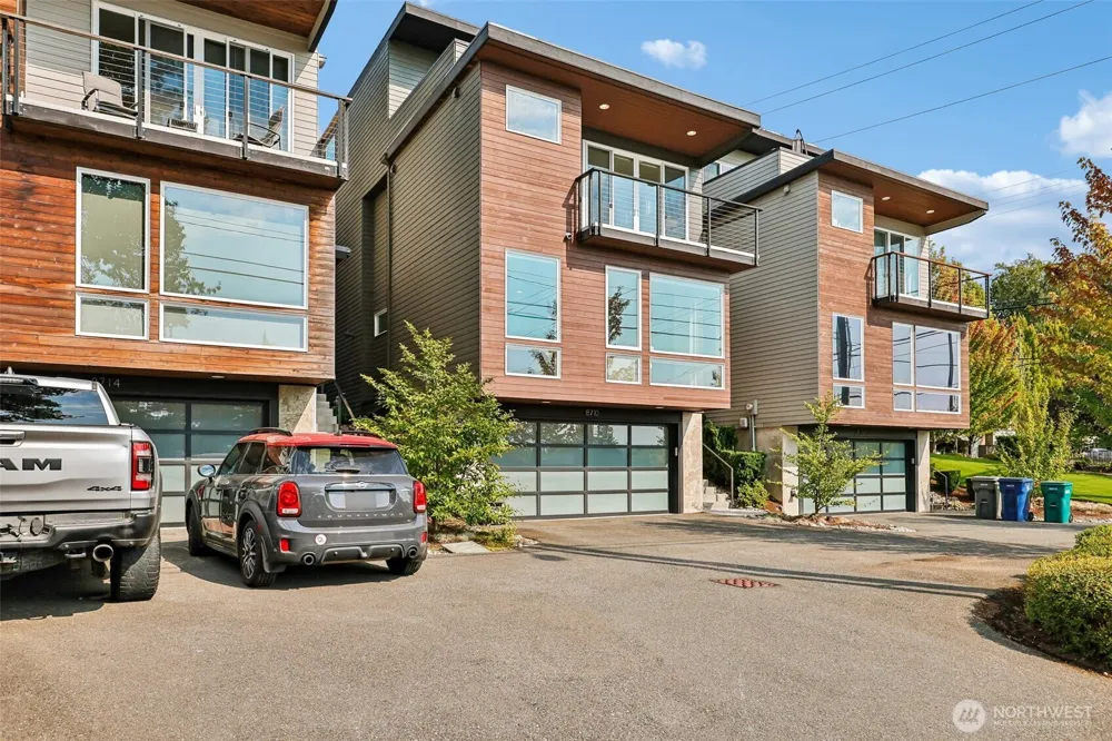8710 112th Avenue NE Kirkland, WA 98033