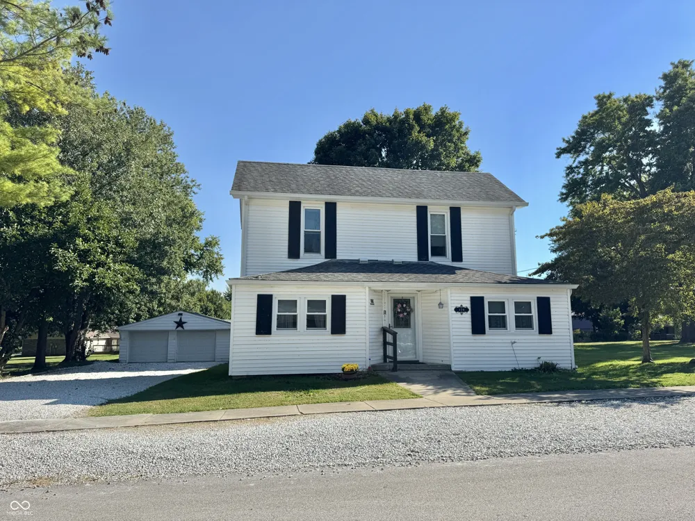 179 Cross Clayton, IN 46118