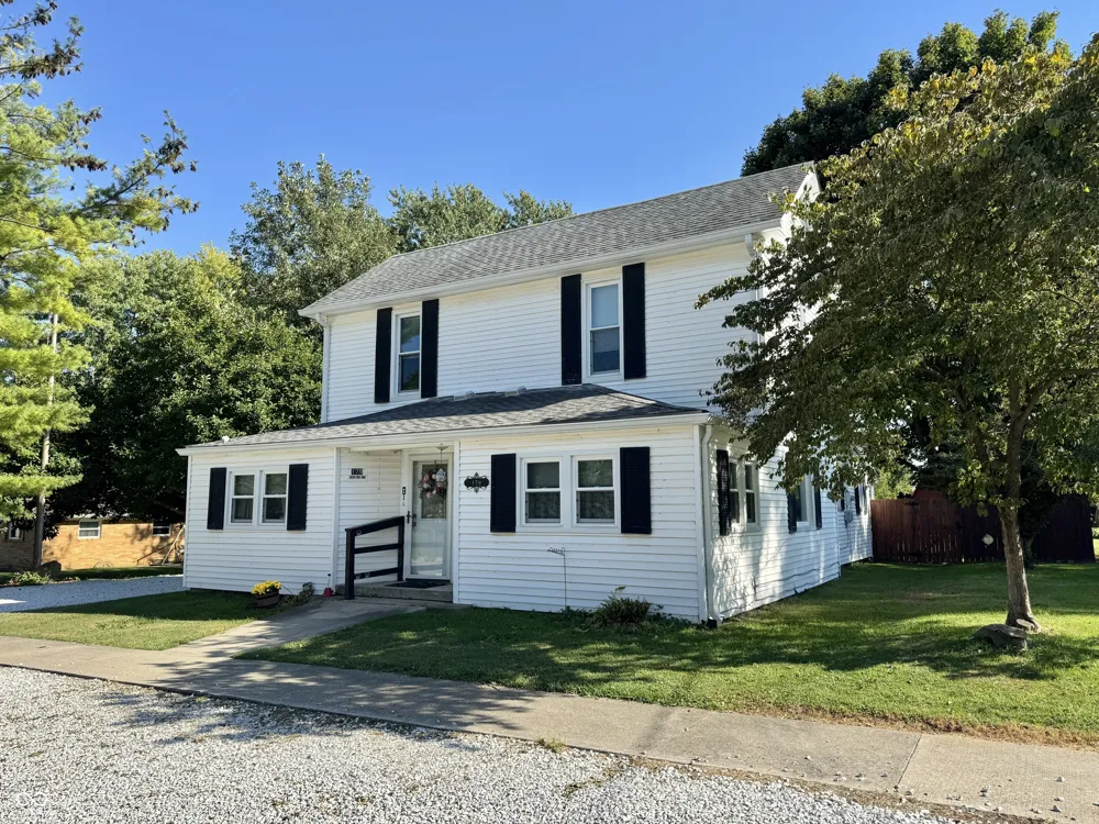 179 Cross Clayton, IN 46118
