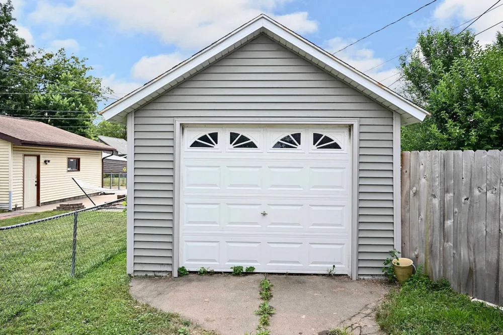 317 E Howard Street Winona, MN 55987