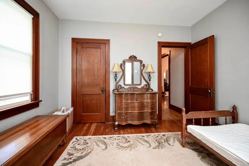 317 E Howard Street Winona, MN 55987