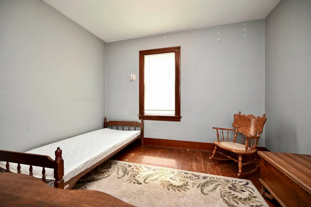 317 E Howard Street Winona, MN 55987