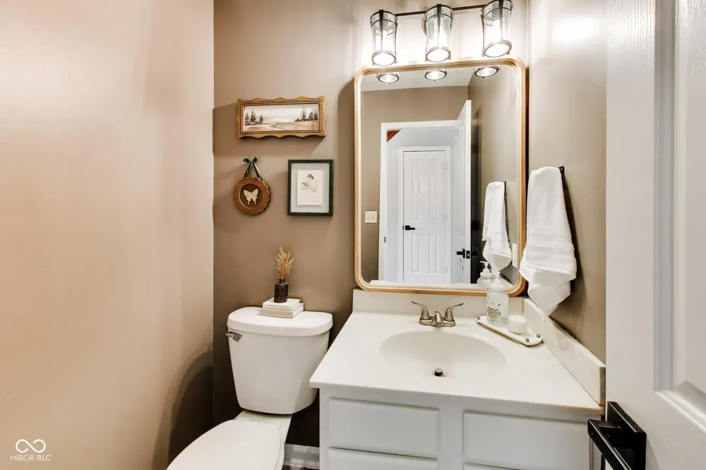 14561 Waverly Drive Carmel, IN 46033