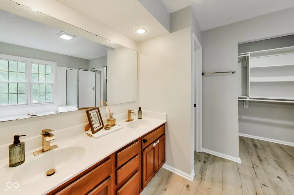 14561 Waverly Drive Carmel, IN 46033