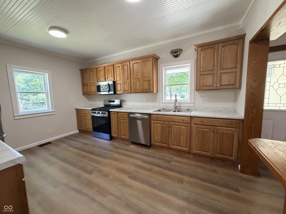 107 E Main Street Darlington, IN 47940