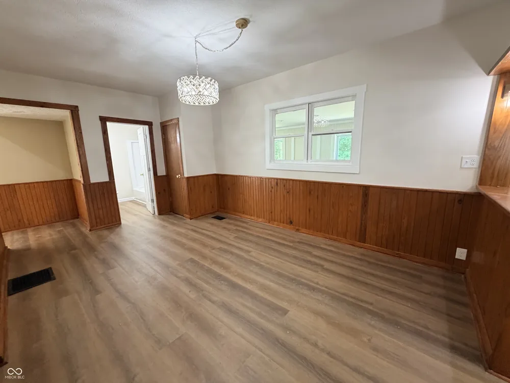 107 E Main Street Darlington, IN 47940