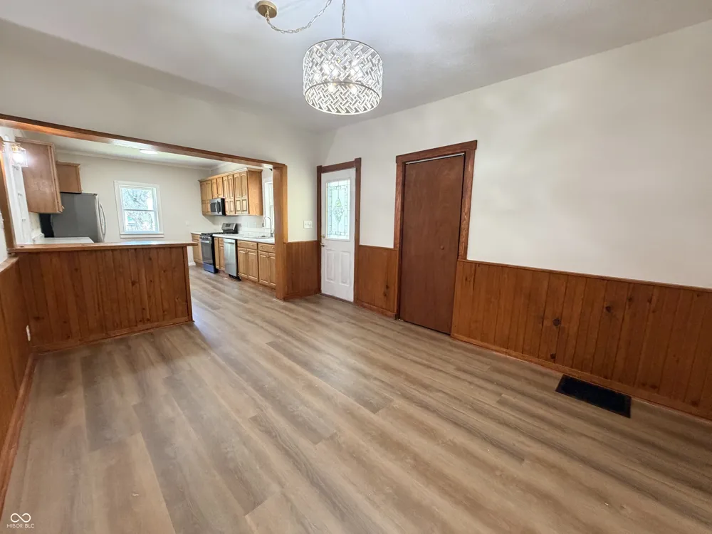 107 E Main Street Darlington, IN 47940