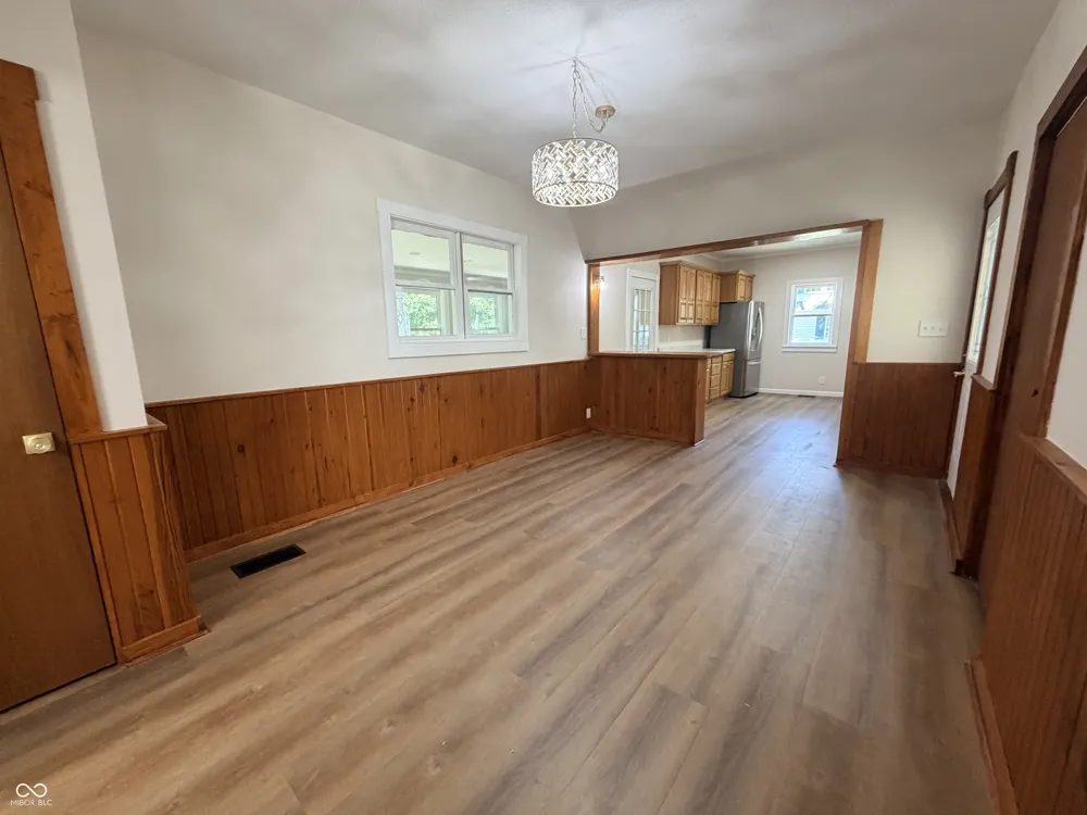 107 E Main Street Darlington, IN 47940