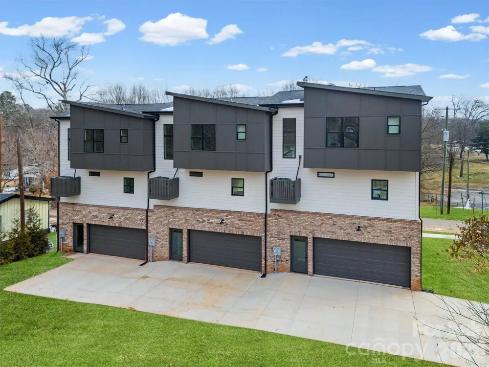 401 Lee Street #B Mount Holly, NC 28120