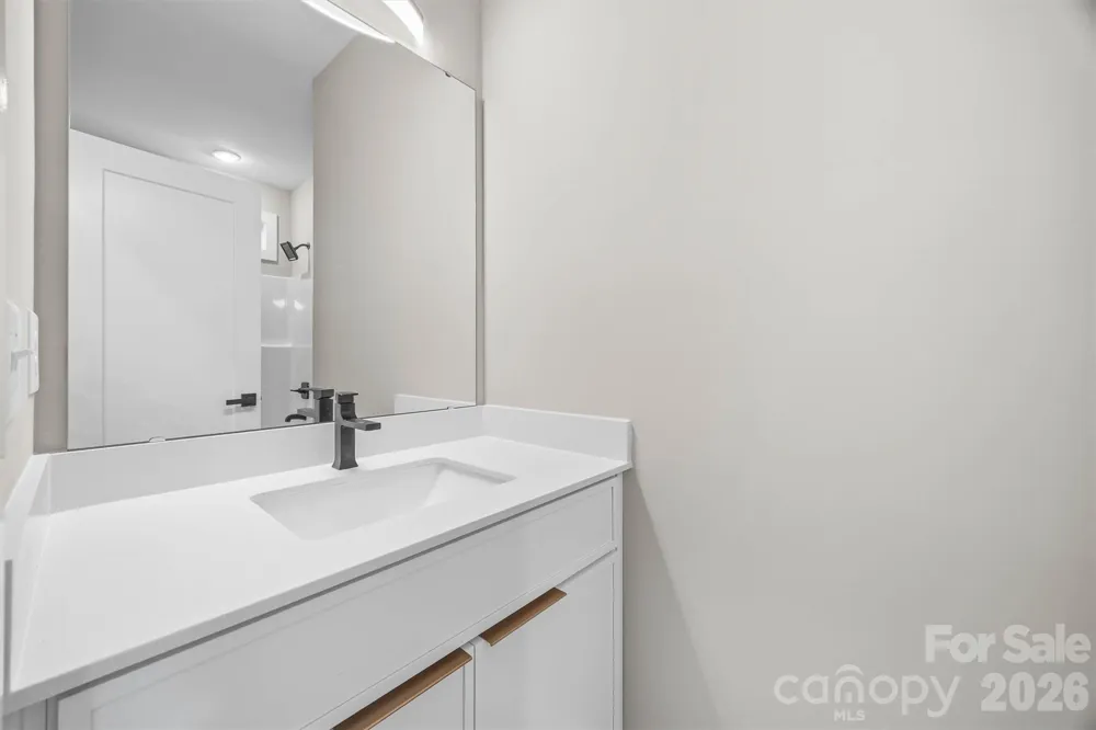 401 Lee Street #B Mount Holly, NC 28120