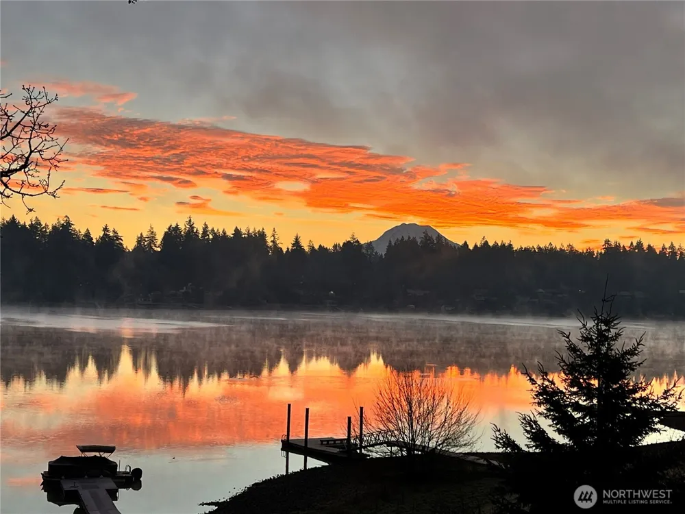 11621 Gravelly Lake Drive SW Lakewood, WA 98499