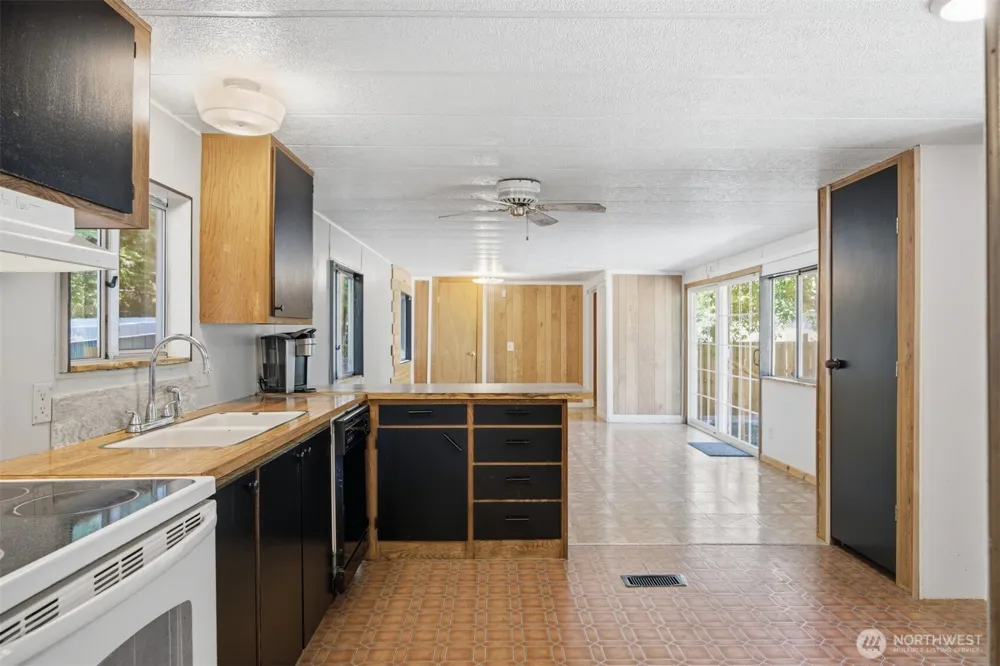 8372 Juniper Lane Maple Falls, WA 98266