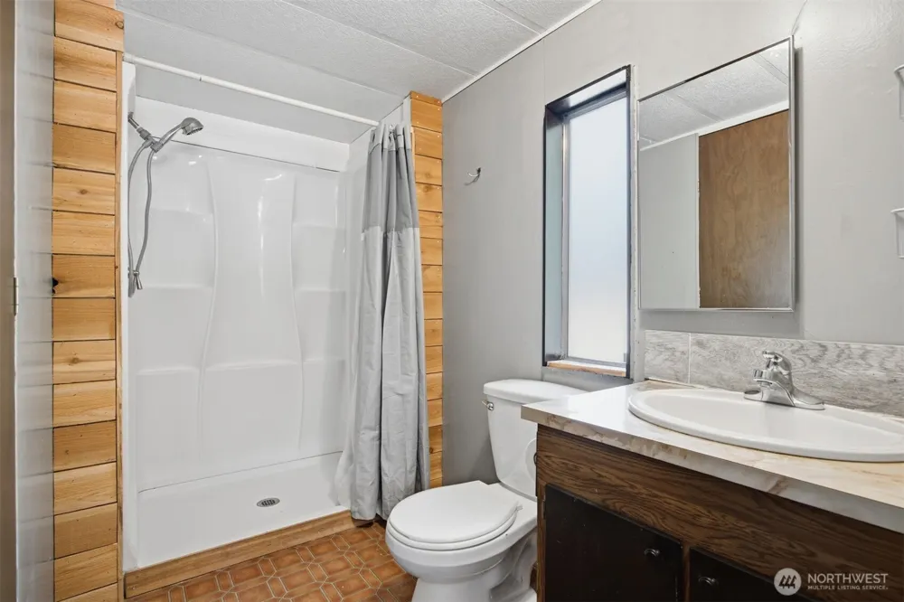 8372 Juniper Lane Maple Falls, WA 98266