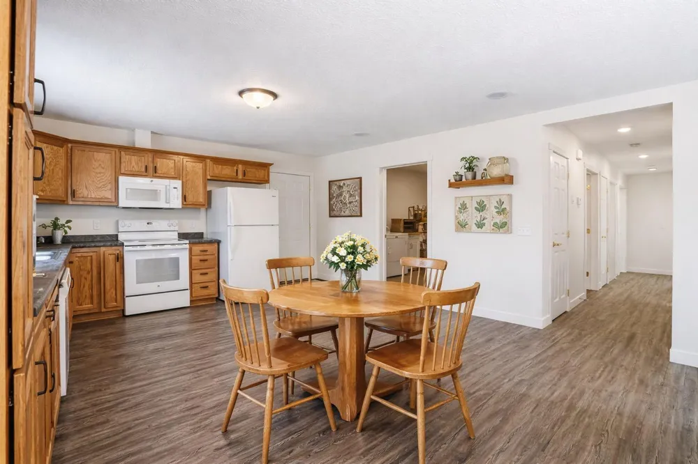 1504 Jasmine Drive Alexandria, MN 56308