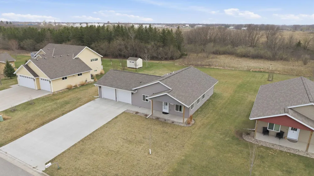 1504 Jasmine Drive Alexandria, MN 56308