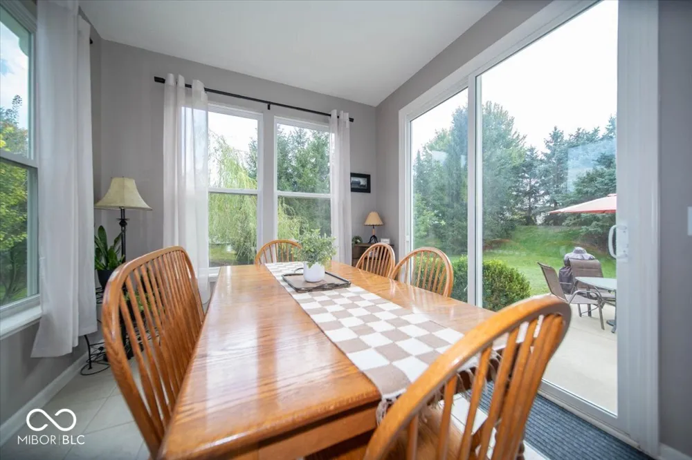 16111 Matlock Circle Westfield, IN 46074