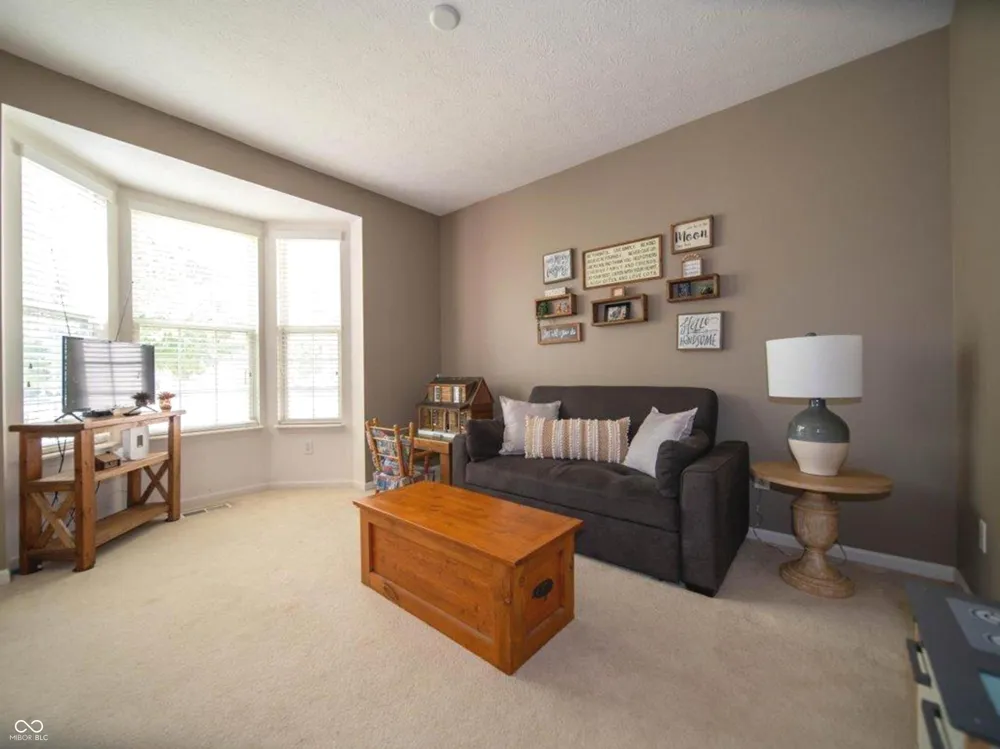 16111 Matlock Circle Westfield, IN 46074