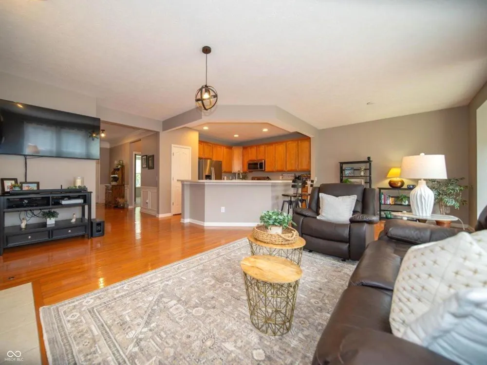 16111 Matlock Circle Westfield, IN 46074